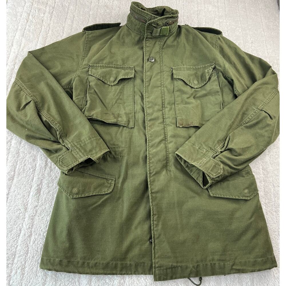 Vintage Miliary Green Cold Weather Field Coat Men's size Small Long 1950's